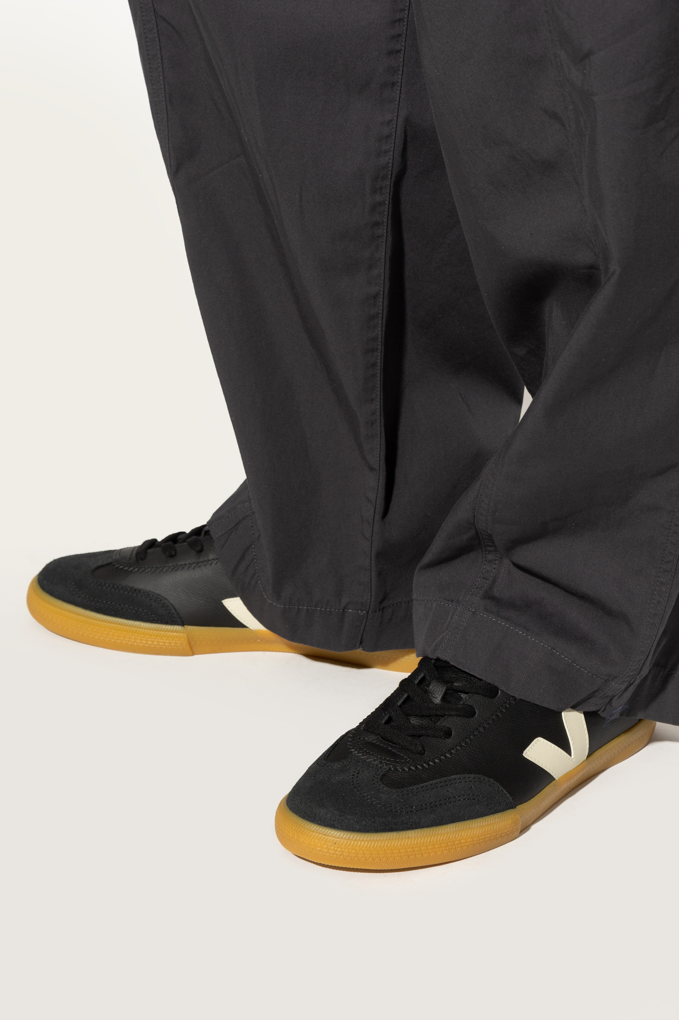 スニーカー VEJA Volley Sneakers - Veja - Leather - Black Volley black leather sneakers Women | Veja | All Our Shoes
